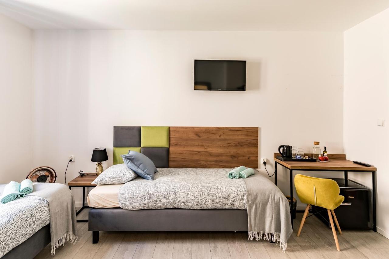 Cooltour Aparthotel พอซนาน ภายนอก รูปภาพ