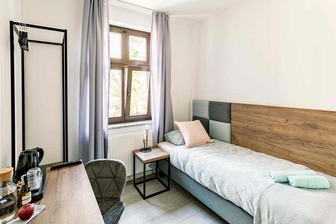 Cooltour Aparthotel พอซนาน ภายนอก รูปภาพ