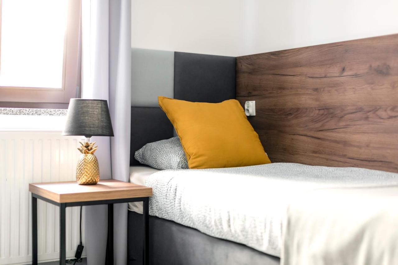 Cooltour Aparthotel พอซนาน ภายนอก รูปภาพ